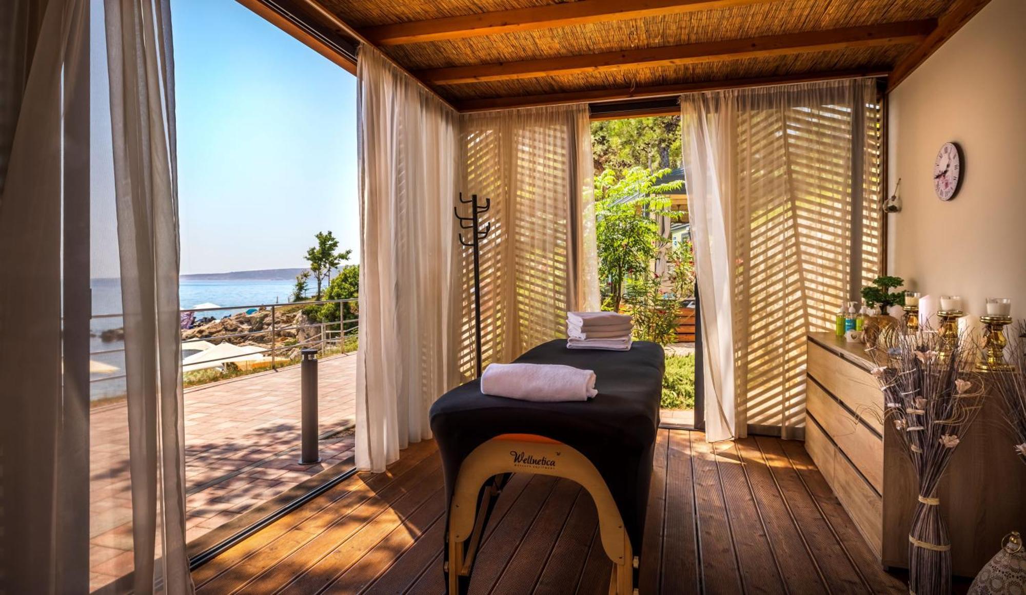 Valamar Camping Jezevac Крк Екстер'єр фото