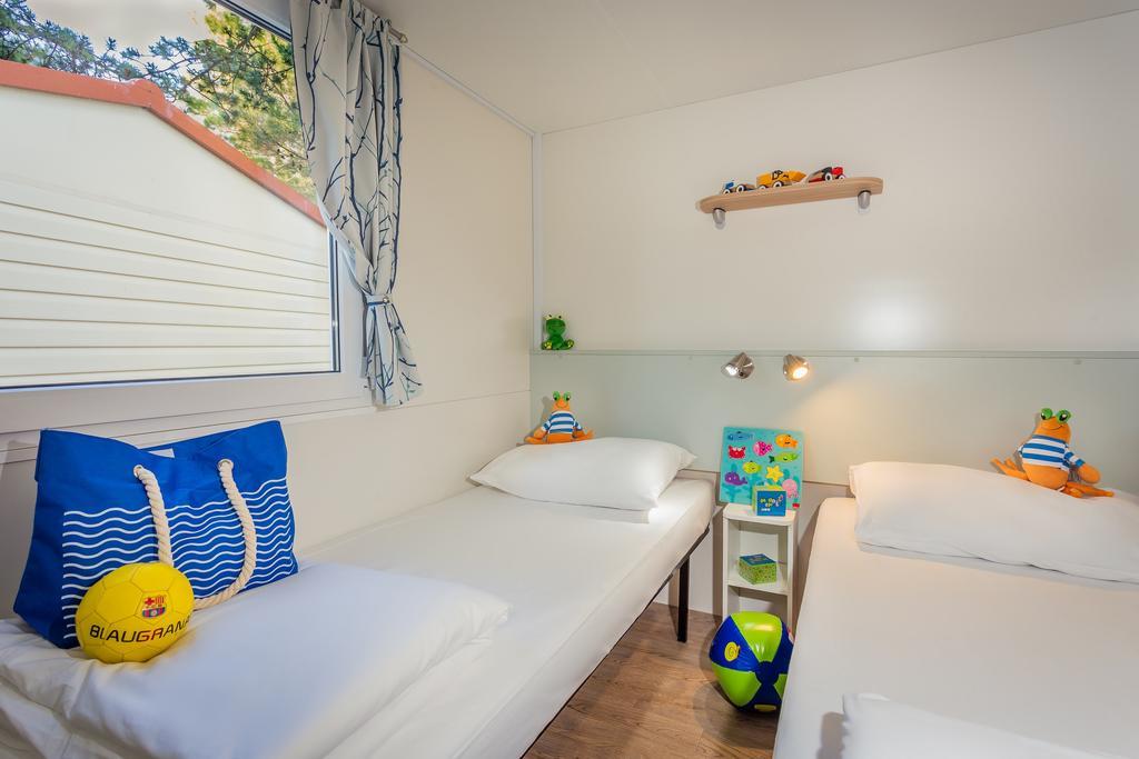 Valamar Camping Jezevac Крк Екстер'єр фото