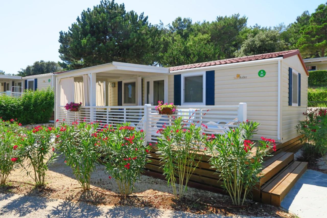 Valamar Camping Jezevac Крк Екстер'єр фото